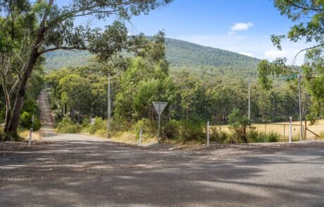 Entering Wooreddy Road